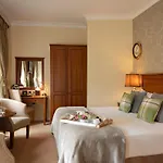 فندق Headfort Arms 4*