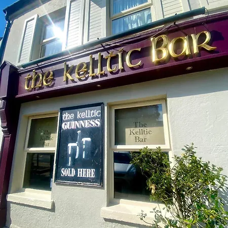 Otel Headfort Arms 4*