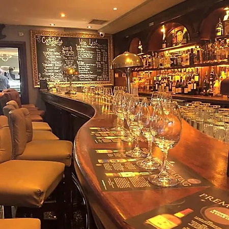 Hotel Headfort Arms 4*