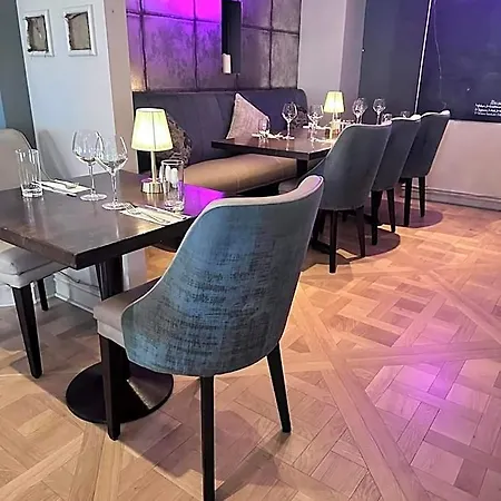 Headfort Arms 4*