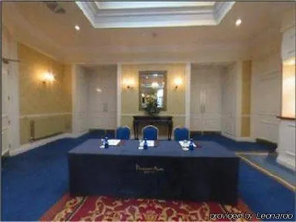 Headfort Arms 4*