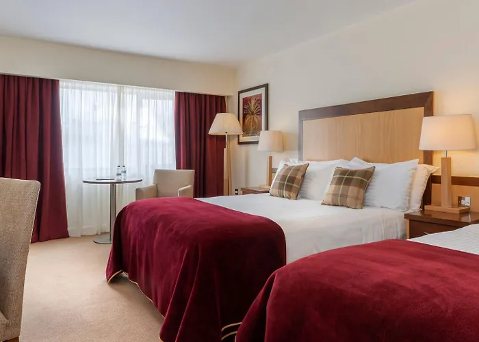 Headfort Arms מלון 4*