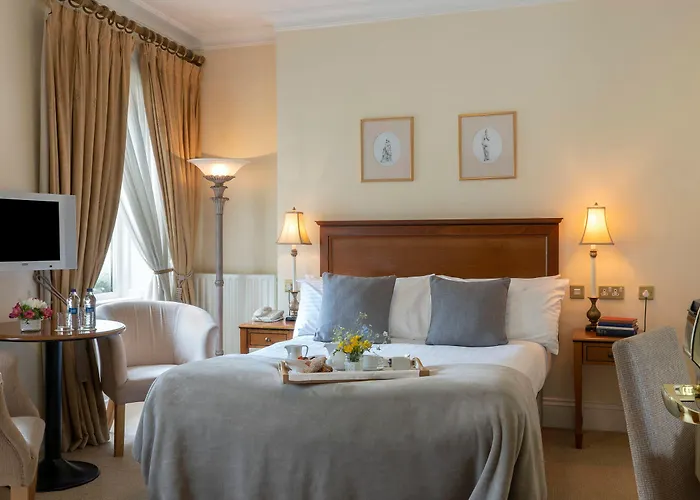 Headfort Arms 4*